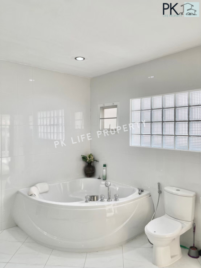 8R0200 ให้เช่า Pool villa 2 ห้องนอน 3 ห้องน้ำ ราคา 75,000/เดือน โซนฉลอง