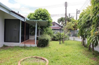 8R0209 ให้เช่าบ้านเดี่ยวชั้นเดียว 2 ห้องนอน 2 ห้องน้ำ ราคา 28,000/เดือน โซนฉลอง