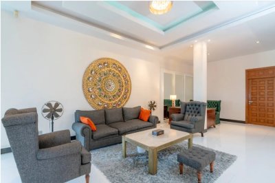 8R0221 Pool villa for rent 5 bedroom 4 bathroom 250,000/month at Chalong