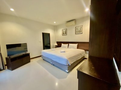8R0227 This pool villa 2 bedroom 2 bathroom 60,000/month  location at Chalong