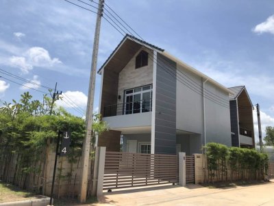 8R0231 Pool villa for rent 3 bedroom 3 bathroom 55,000/month at chalong