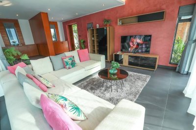 8R0232 ให้เช่า pool villa 3 ห้องนอน 3 ห้องน้ำ ราคา 100,000/เดือน โซนฉลอง
