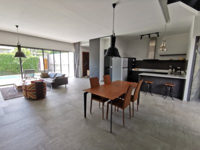 8R0233 ให้เช่า pool villa 2 ห้องนอน 2 ห้องน้ำ ราคา 70,000/เดือน โซนฉลอง