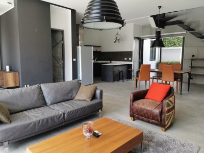8R0233 ให้เช่า pool villa 2 ห้องนอน 2 ห้องน้ำ ราคา 70,000/เดือน โซนฉลอง