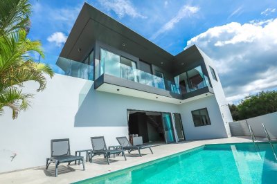 8R0234 This pool villa 3bedroom 3bathroom 100,000/month at Chalong