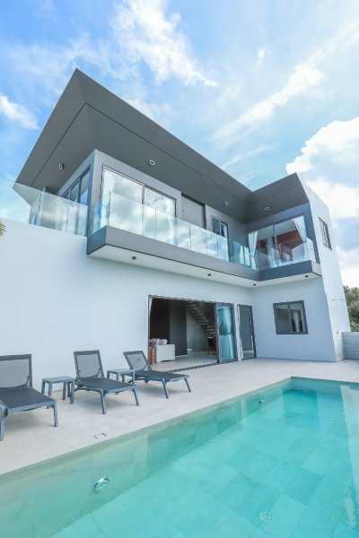 8R0234 This pool villa 3bedroom 3bathroom 100,000/month at Chalong