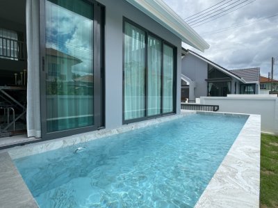 8R0247 This pool villa 2bedroom 2bathroom 60,000/month at Chalong