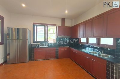 8R0264 This house for rent 3bedrooms 3bathrooms 55,000/month at chalong