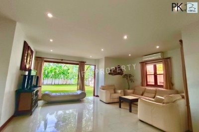 8R0264 This house for rent 3bedrooms 3bathrooms 55,000/month at chalong