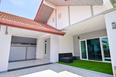 8R0282 ให้เช่า pool villa 2ห้องนอน 2ห้องน้ำ ราคา 65,000/เดือน โซนฉลอง