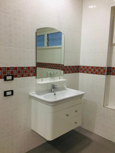 8R0313 ให้เช่า house with common pool 2ห้องนอน 3ห้องน้ำ ราคา 65,000/เดือน โซนฉลอง