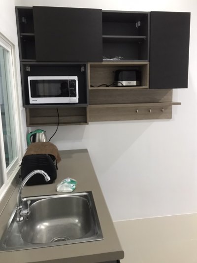 8R0333 ให้เช่าบ้านแฝดชั้นเดียว 2 ห้องนอน 2 ห้องน้ำ ราคา 20,000/เดือน โซนฉลอง