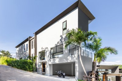 8R0335 ให้เช่า pool villa 4ห้องนอน 4ห้องน้ำ ราคา 150,000/เดือน โซนฉลอง