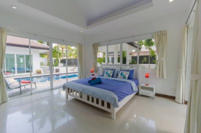 8R0336 ให้เช่า pool villa 4 ห้องนอน 3 ห้องน้ำ ราคา 110,000/เดือน โซนฉลอง