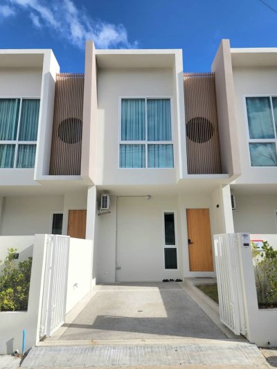 8R0344 This New House 2 bedroom 2bathroom 35,000/month in Chalong