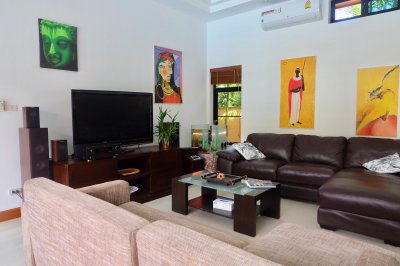 8R0366 ให้เช่า pool villa 4ห้องนอน 3ห้องน้ำ ราคา 150,000เดือน โซนฉลอง