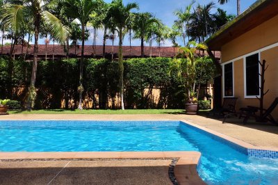8R0366 ให้เช่า pool villa 4ห้องนอน 3ห้องน้ำ ราคา 150,000เดือน โซนฉลอง