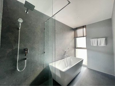 8R0384 Pool villa 3 bedroom 4 bathroom 100,000/month at chalong