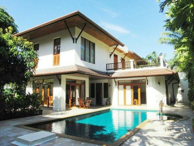8R0413 This pool villa 3 bedroom 3 bathroom 95,000/month at Chalong