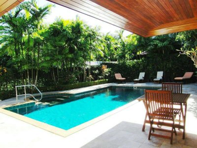 8R0413 This pool villa 3 bedroom 3 bathroom 95,000/month at Chalong