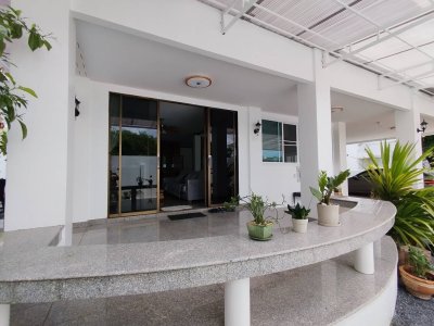 8R0423 ให้เช่า pool villa 4 ห้องนอน 4 ห้องน้ำ ราคา 135,000/เดือน โซนฉลอง