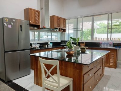 8R0423 ให้เช่า pool villa 4 ห้องนอน 4 ห้องน้ำ ราคา 135,000/เดือน โซนฉลอง