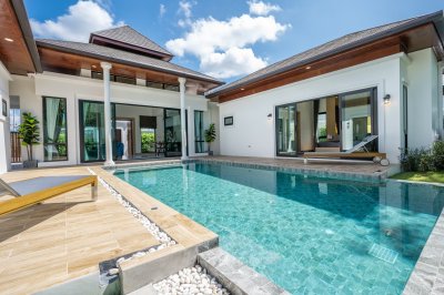 8R0447 This pool villa for rent  2 bedroom 2 bathroom 100,000/month the house location at Chalong have fully furnished