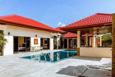 8R0456 Pool villa for rent 3bedroom 4bathroom 120,000/month at Chalong