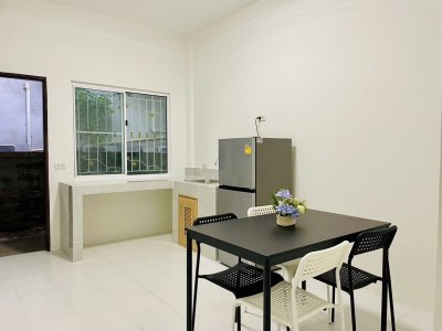 8R0458 This House 2 bedroom 2 bathroom 25,000/month in chalong