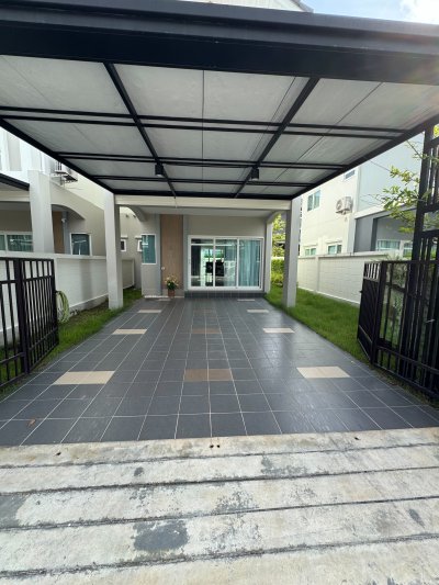 8R0460 ให้เช่าบ้านแฝดชั้นเดียว 3 ห้องนอน 3 ห้องน้ำ ราคา 70,000/เดือน โซนฉลอง 8R0460 ให้เช่าบ้านแฝดชั้นเดียว 3 ห้องนอน 3 ห้องน้ำ ราคา 70,000/เดือน โซนฉลอง