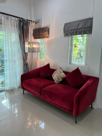 8R0462 ให้เช่าบ้านแฝดชั้นเดียว 2ห้องนอน 2ห้องน้ำ ราคา 25,000/เดือน โซนฉลอง