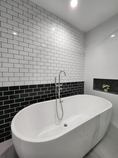 8R0509 ให้เช่า pool villa 4 ห้องนอน 4 ห้องน้ำ ราคา 130,000/เดือน โซนฉลอง