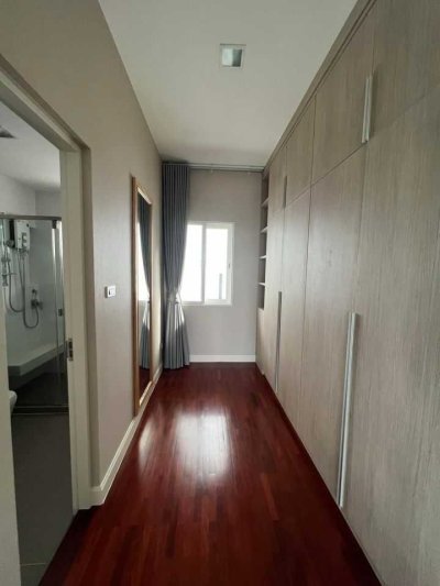 8R0516 ให้เช่าบ้านเดี่ยวสองชั้น 3 ห้องนอน 3 ห้องน้ำ ราคา 100,000/เดือน โซนฉลอง