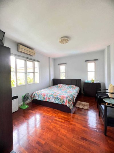 8R0523 Pool villa for rent 4bedroom 4bathroom 130,000/month at chalong