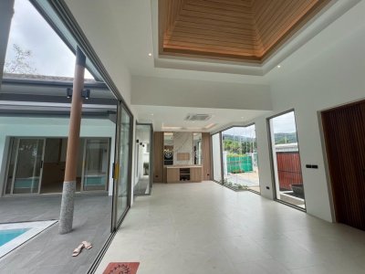 8R0526 ให้เช่า pool villa 3 ห้องนอน 4 ห้องน้ำ ให้เช่า 200,000 ต่อเดือน โซนฉลอง