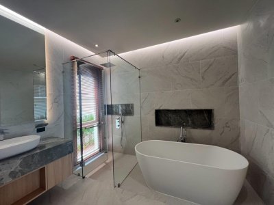 8R0526 ให้เช่า pool villa 3 ห้องนอน 4 ห้องน้ำ ให้เช่า 200,000 ต่อเดือน โซนฉลอง