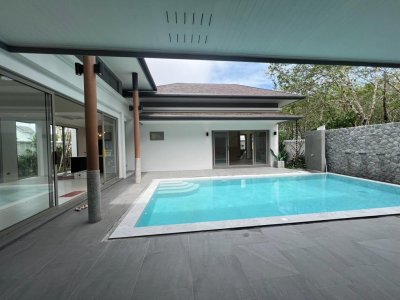 8R0526 ให้เช่า pool villa 3 ห้องนอน 4 ห้องน้ำ ให้เช่า 200,000 ต่อเดือน โซนฉลอง