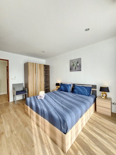 8R0529 ให้เช่าบ้านสามชั้น 3ห้องนอน 3ห้องน้ำ ราคา 90,000/เดือน โซนฉลอง