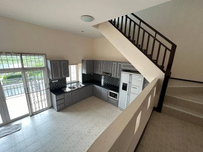 8R0541 ให้เช่าบ้านสองชั้น 3ห้องนอน 4ห้องน้ำ ราคา 50,000/เดือน โซนฉลอง