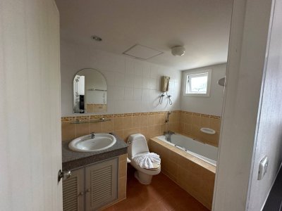 8R0541 ให้เช่าบ้านสองชั้น 3ห้องนอน 4ห้องน้ำ ราคา 50,000/เดือน โซนฉลอง