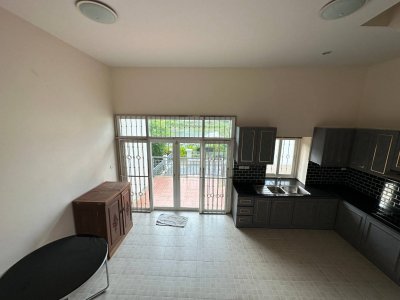 8R0541 ให้เช่าบ้านสองชั้น 3ห้องนอน 4ห้องน้ำ ราคา 50,000/เดือน โซนฉลอง