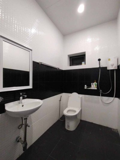 8R0542 House for rent 2bedrooms 2bathrooms 30,000/month at chalong have fully furnished