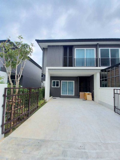 8R0544 This house for rent 3bedrooms 3bathrooms 55,000/month at chalong have fully furnished