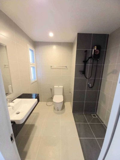 8R0544 This house for rent 3bedrooms 3bathrooms 55,000/month at chalong have fully furnished