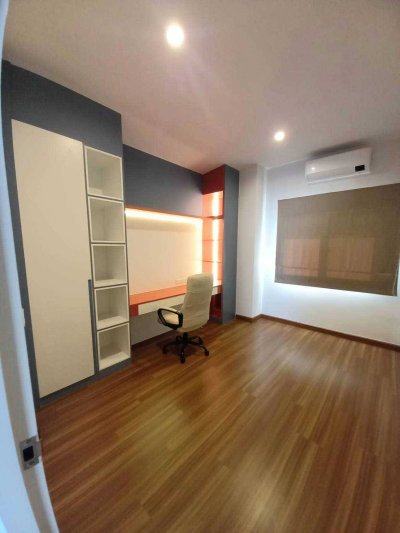 8R0544 This house for rent 3bedrooms 3bathrooms 55,000/month at chalong have fully furnished