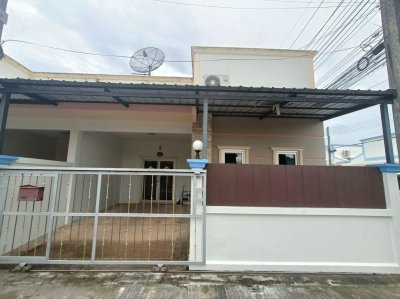 8R0437 ให้เช่าบ้านแฝดชั้นเดียว 2ห้องนอน2ห้องน้ำ ราคา 20,000/เดือน โซนฉลอง