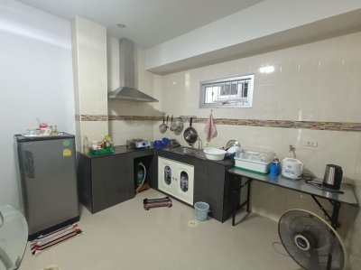 8R0437 ให้เช่าบ้านแฝดชั้นเดียว 2ห้องนอน2ห้องน้ำ ราคา 20,000/เดือน โซนฉลอง