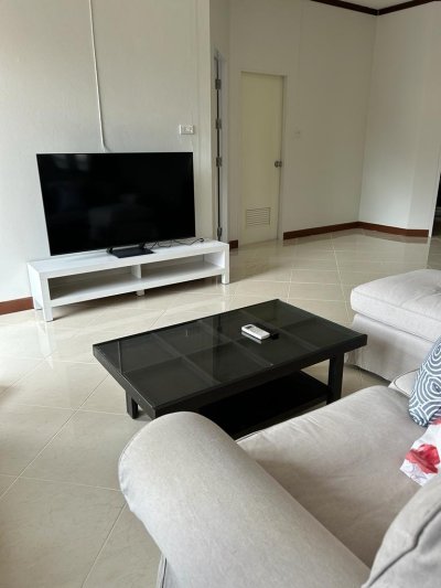 8R0549 ให้เช่าบ้านชั้นเดียว 2ห้องนอน 2ห้องน้ำ ราคา 25,000/เดือน โซนฉลอง