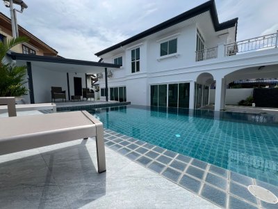 8R0558 ให้เช่า pool villa 3ห้องนอน 4ห้องน้ำ ราคา 80,000/เดือน โซนฉลอง