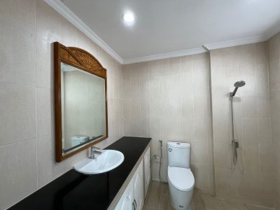 8R0558 ให้เช่า pool villa 3ห้องนอน 4ห้องน้ำ ราคา 80,000/เดือน โซนฉลอง